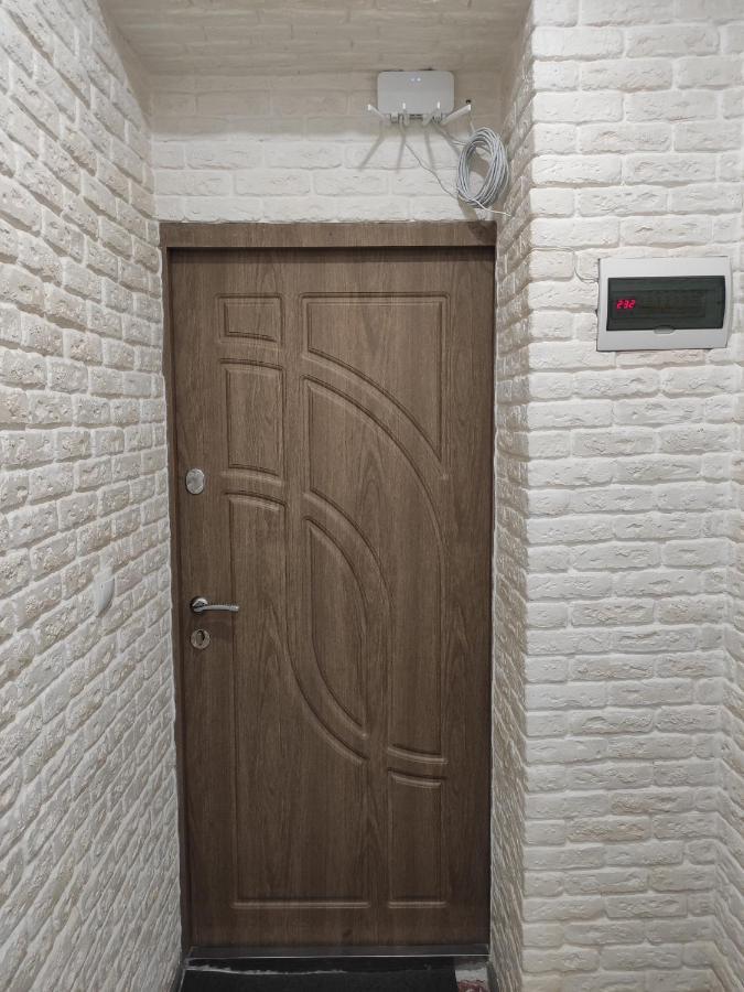 Две Уютные Квартиры В Центре Города Дзержинка - New Apartments Krivói Rog Exterior foto
