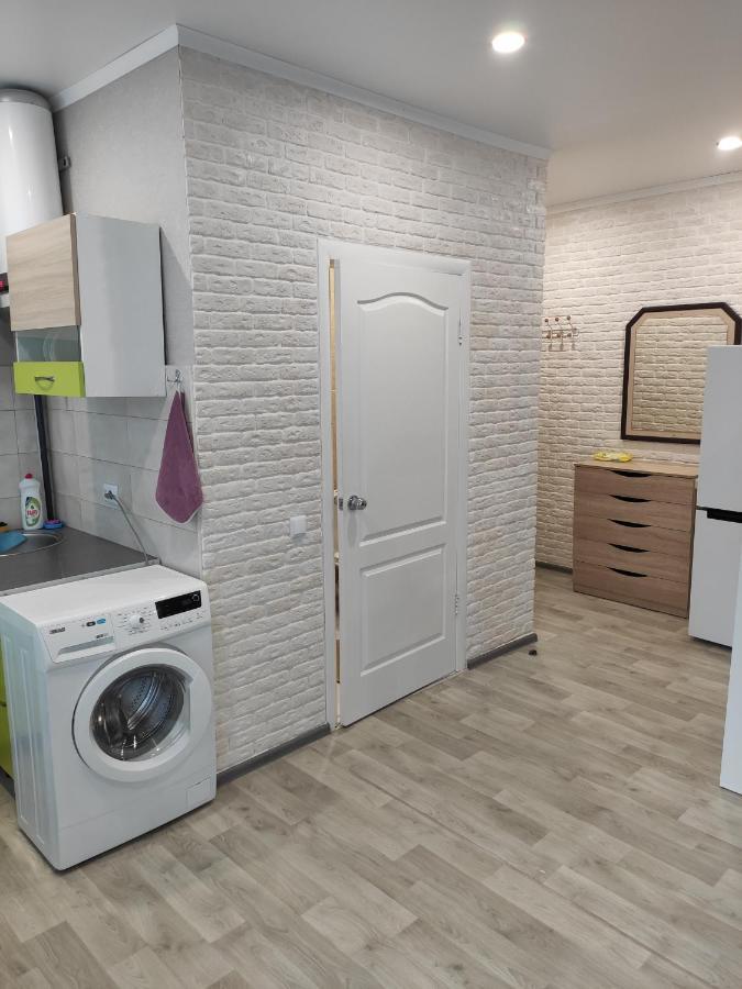 Две Уютные Квартиры В Центре Города Дзержинка - New Apartments Krivói Rog Exterior foto